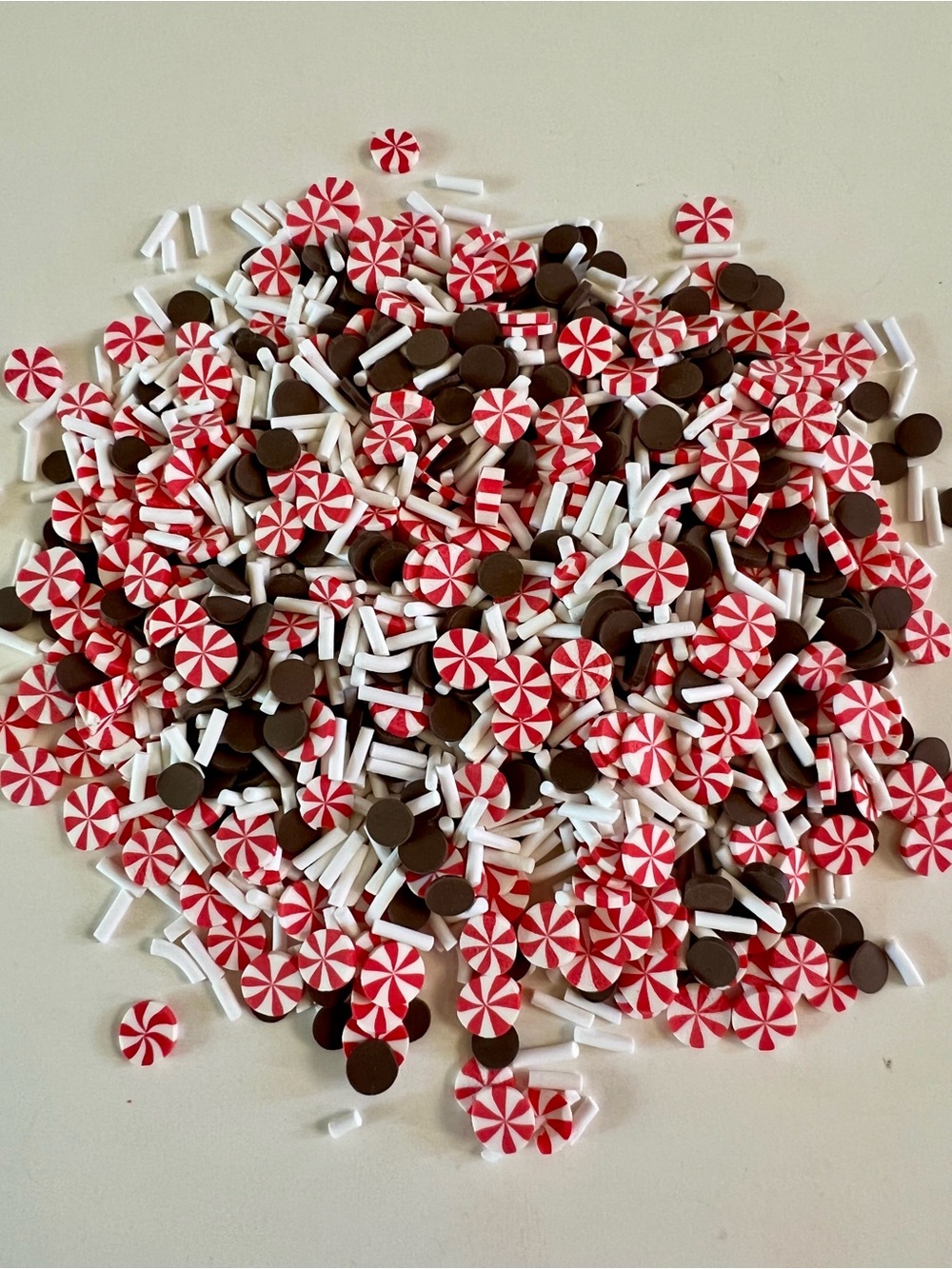 25 grams Christmas Candy Peppermint Red White Chocolate Fake Bake Sprinkles Fimo